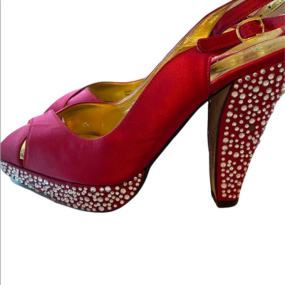 JESSICA BENNETT Used  Halo Heels ~ Red Satin 8.5 - Picture 5 of 10